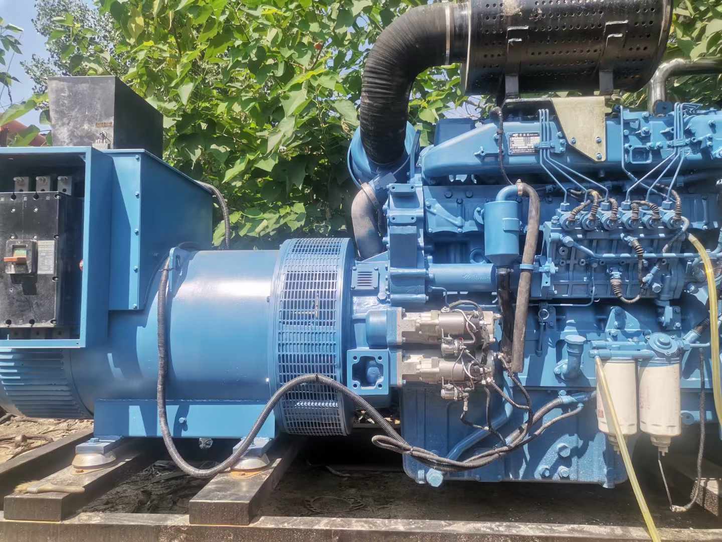 休宁详细说明降低 800kW 柴油发电机输出电流波动的方法